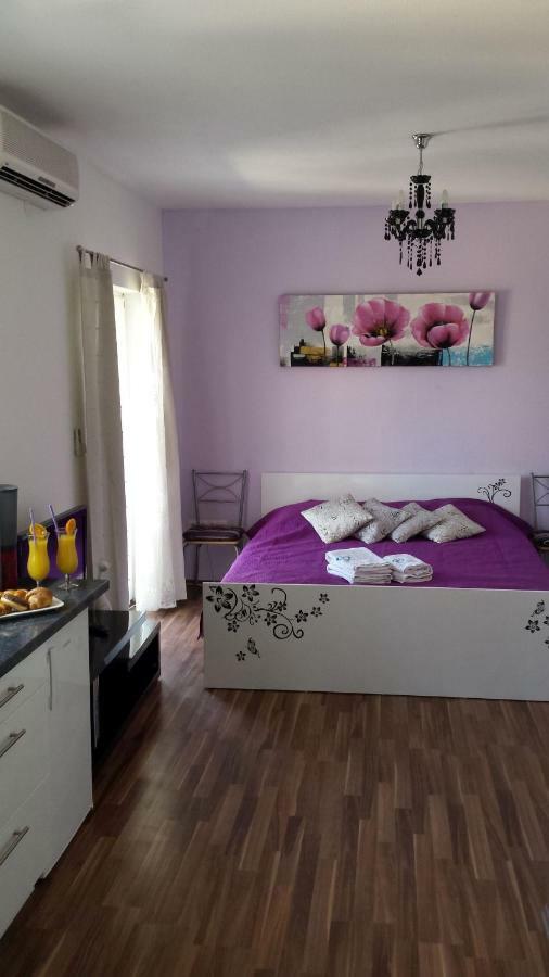Apartments Lavanda Biograd Na Moru Buitenkant foto