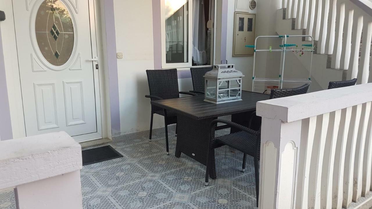 Apartments Lavanda Biograd Na Moru Buitenkant foto